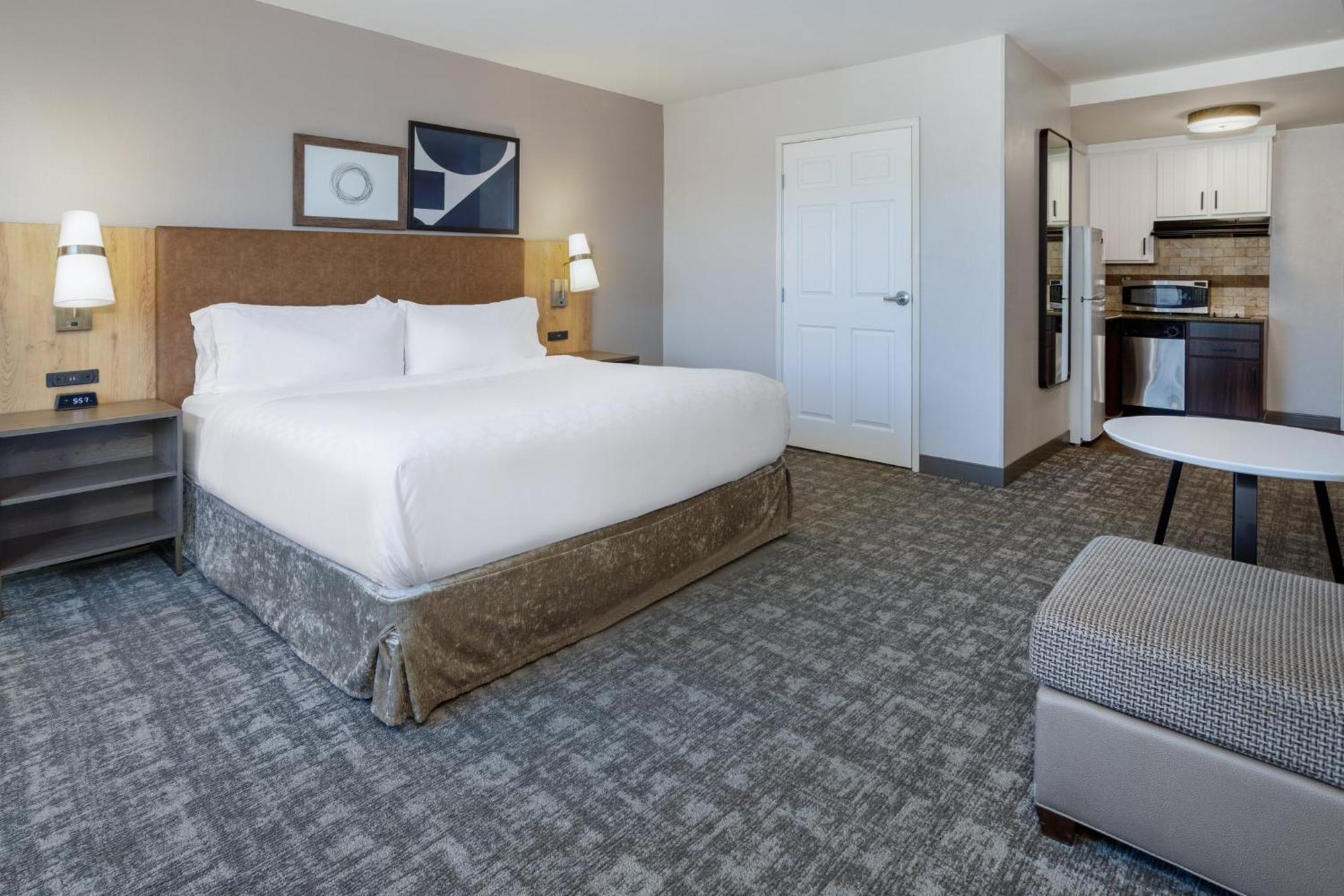 Staybridge Suites Wilmington East By Ihg Kültér fotó